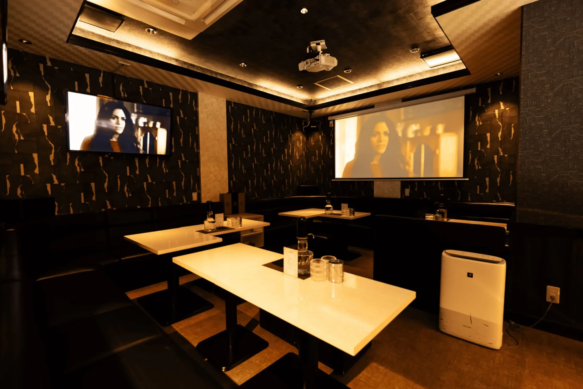 RE:MORE リモア 店内画像